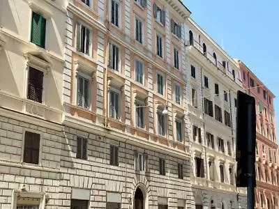 Ξενοδοχείο με διαμερίσματα Piazza Vittorio Urban 4*