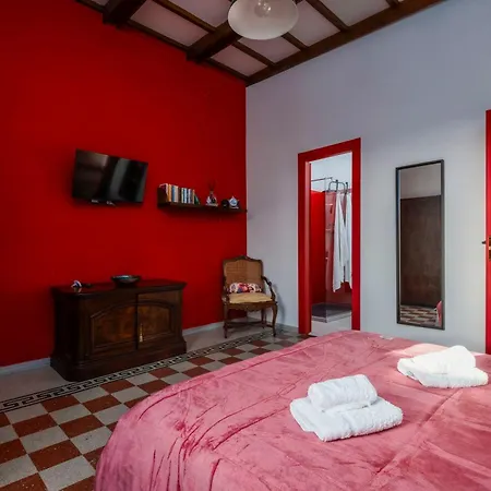 Ξενοδοχείο με διαμερίσματα Piazza Vittorio Urban 4*