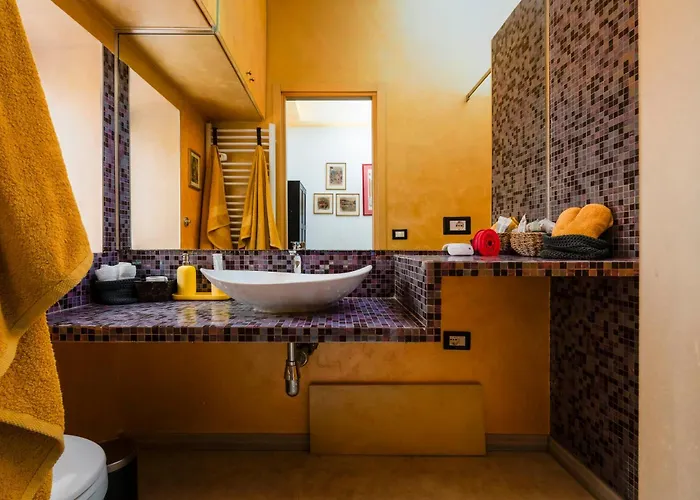 Piazza Vittorio Urban 4* Rome